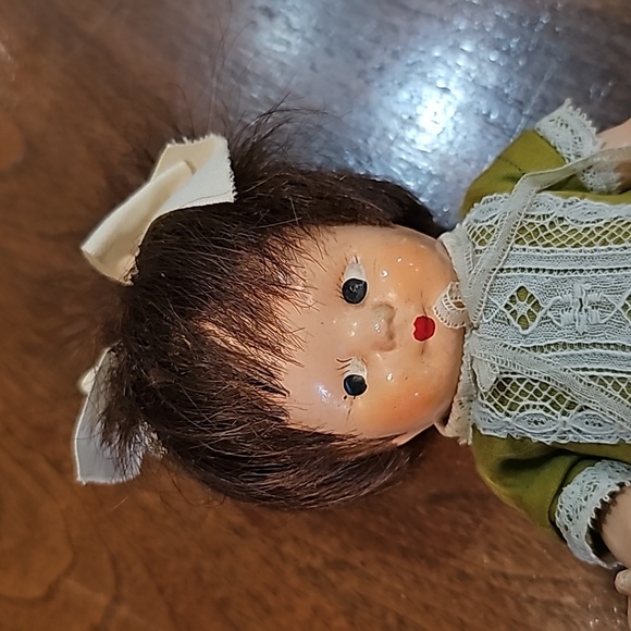 8 inch Reliable Composite  1940s doll side glancing eyes - Picture 2 of 4